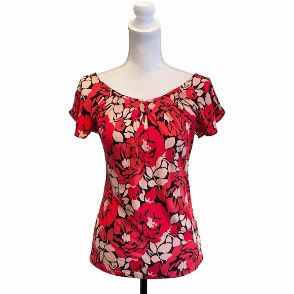 The Limited Tops - 🌸🖤 The Limited Pink & Black Floral Blouse Size XS Stretch Knit Top